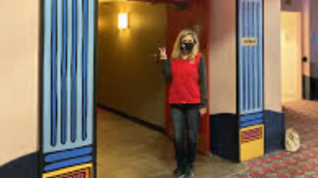 open caption movie theater